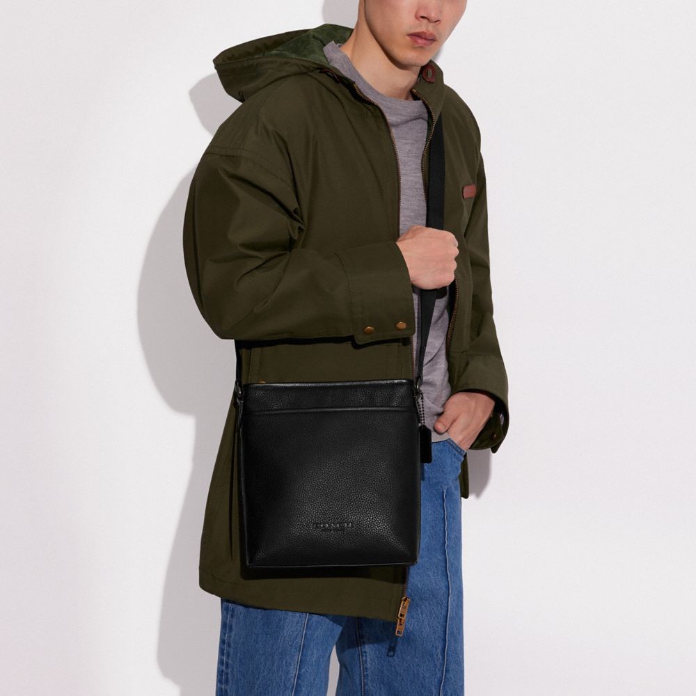 Black Men COACH® Gotham Slim Crossbody Crossbody Bag | NZ JPV220