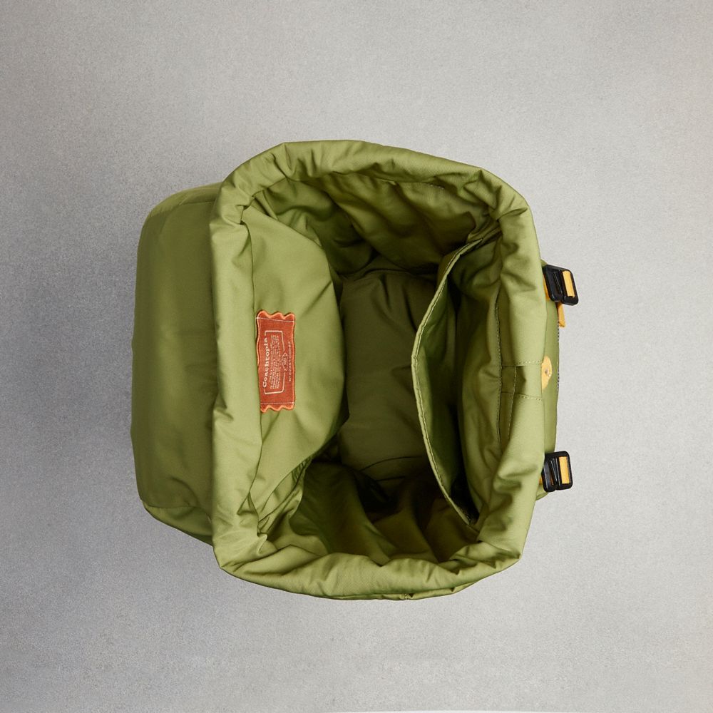 Olive / Green Women COACH® Coachtopia Loop Backpack | NZ FDM710